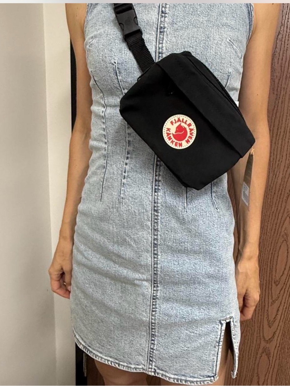 Fjallraven Kånken Hip Pack — Black with Red Logo - Picture 2 of 4
